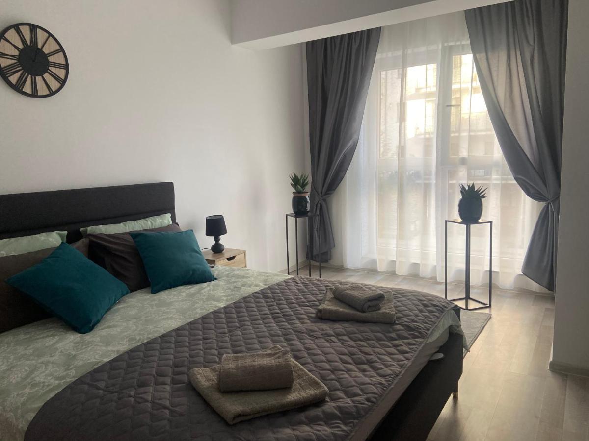 Divany Apartaments - Coresi Mall Brasov Bagian luar foto