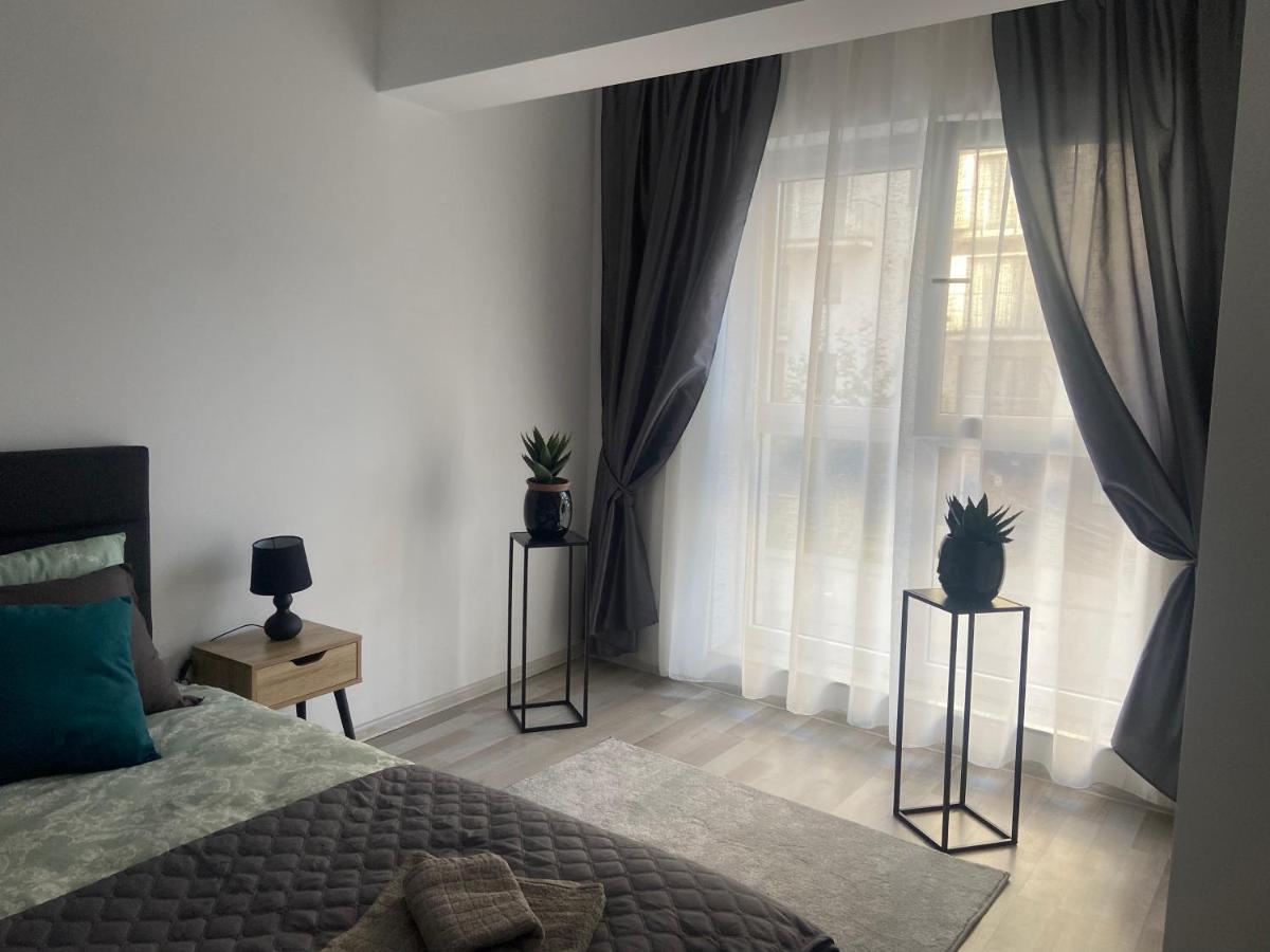 Divany Apartaments - Coresi Mall Brasov Bagian luar foto